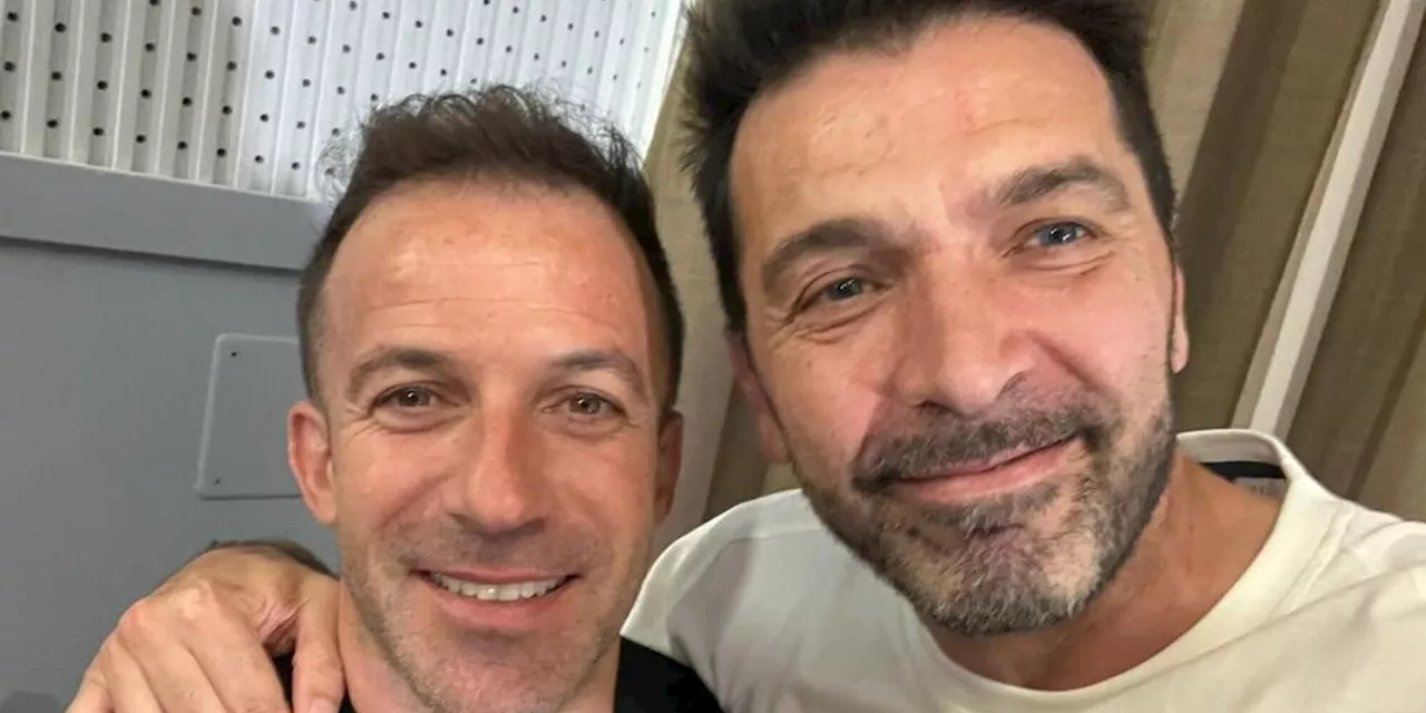 Del Piero-Buffon, una foto scatena la nostalgia dei tifosi Juve: 'Ci fate piangere'