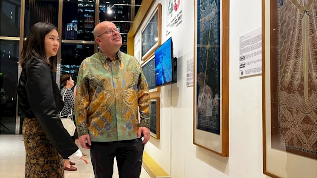 Irish Legends Through Indonesian Eye, Pameran Seni Perpaduan Batik dengan Cerita Rakyat Irlandia