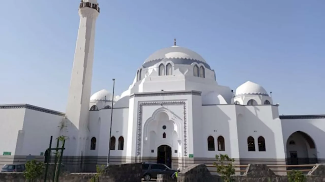 Menyusuri Sejarah Masjid Al Jum'ah, Tempat Nabi Muhammad SAW Shalat Jumat Pertama Kali