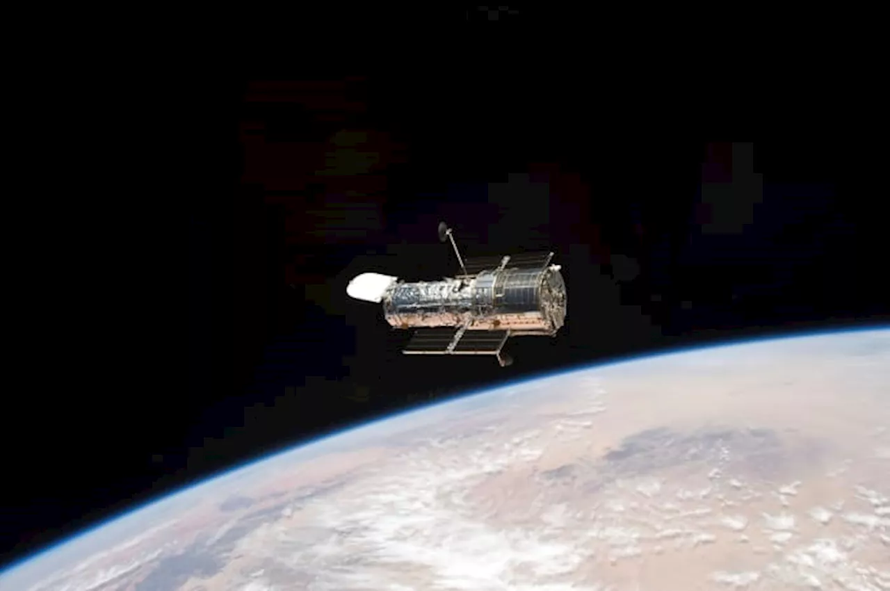 NASA's Hubble Space Telescope temporarily pauses observations after malfunction