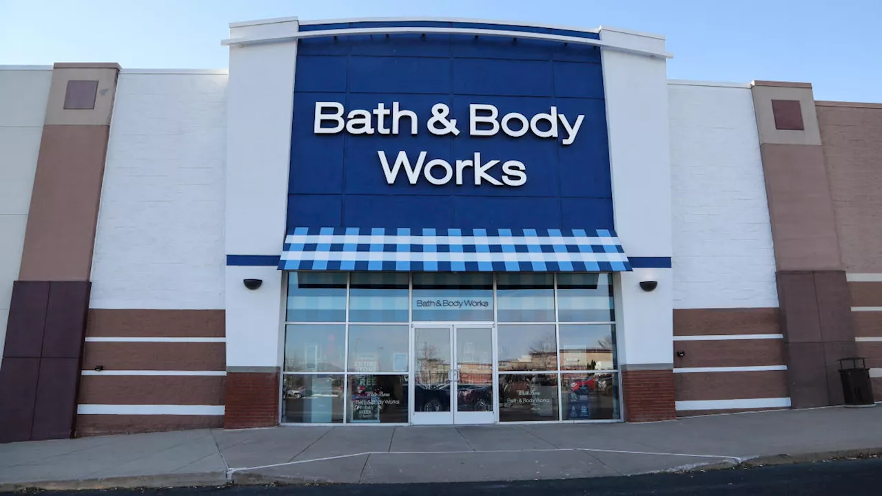 Bath & Body Works stock sinks on Q2 guidance