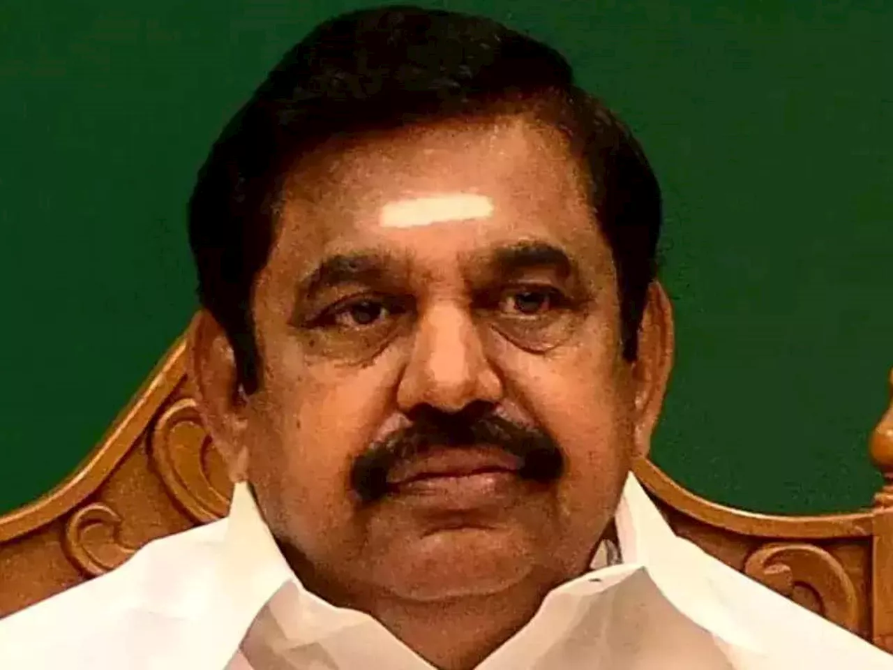 Tamil Nadu Lok Sabha Election Result: சோகத்தின் உச்சத்தில் அதிமுக! வெறும் இத்தனை இடங்கள் தான் கிடைக்குமா?