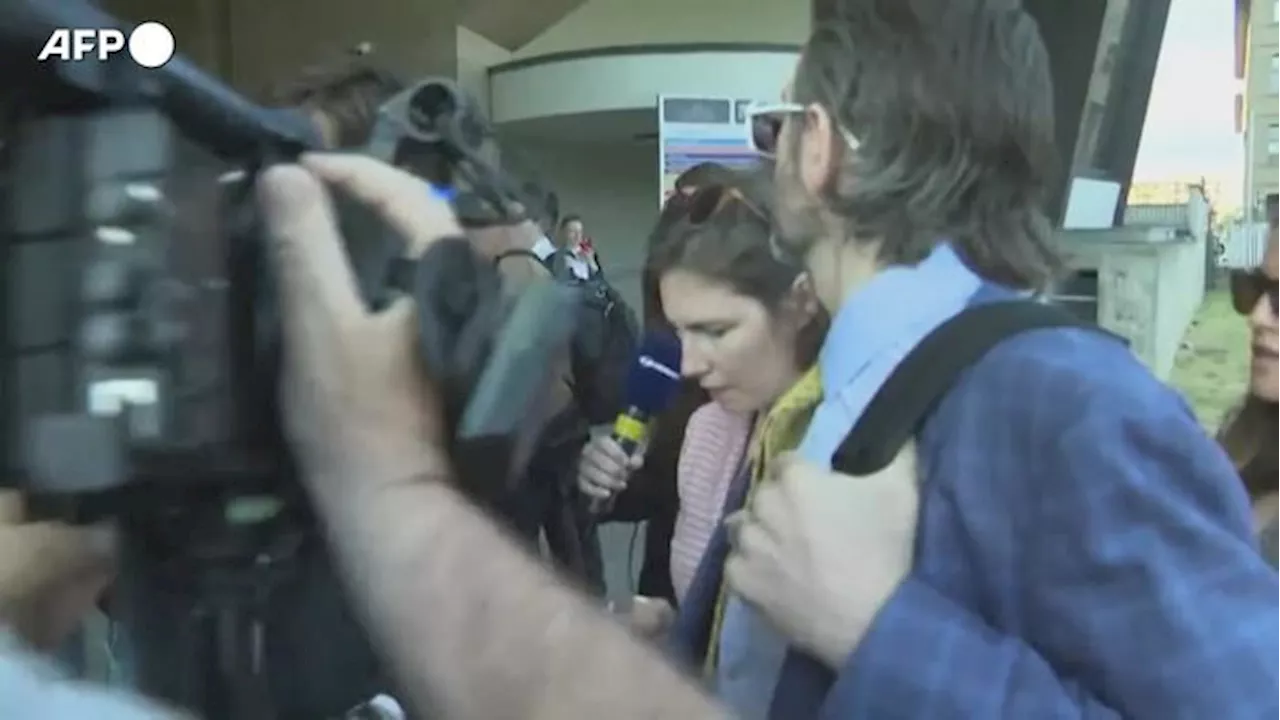 Omicidio Meredith, l'arrivo di Amanda Knox al tribunale di Firenze