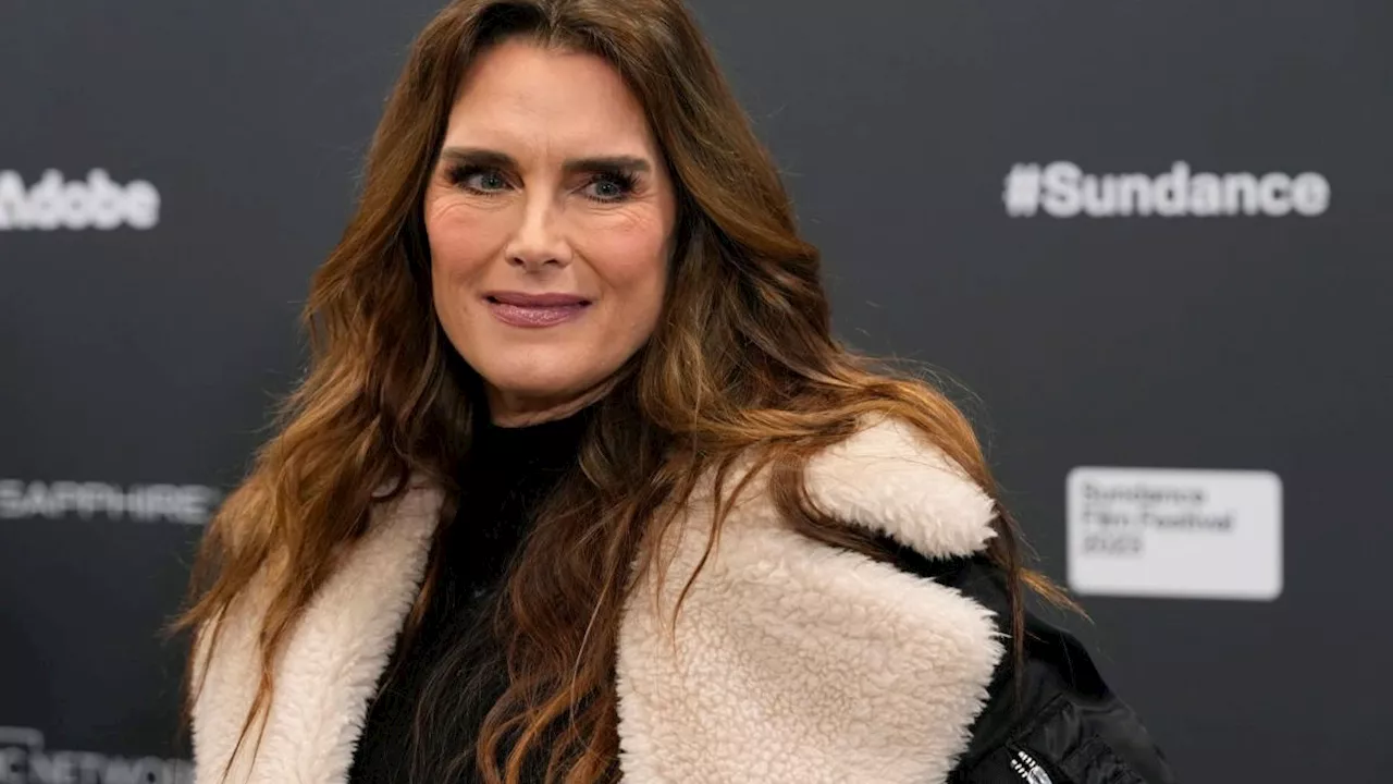 Brooke Shields muss Fans über ihr Alter aufklären