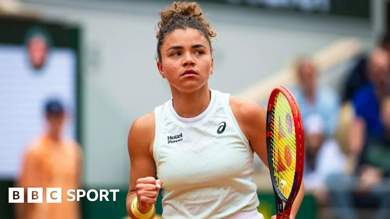 French Open 2024 results: Jasmine Paolini stuns Elena Rybakina to reach semi-final