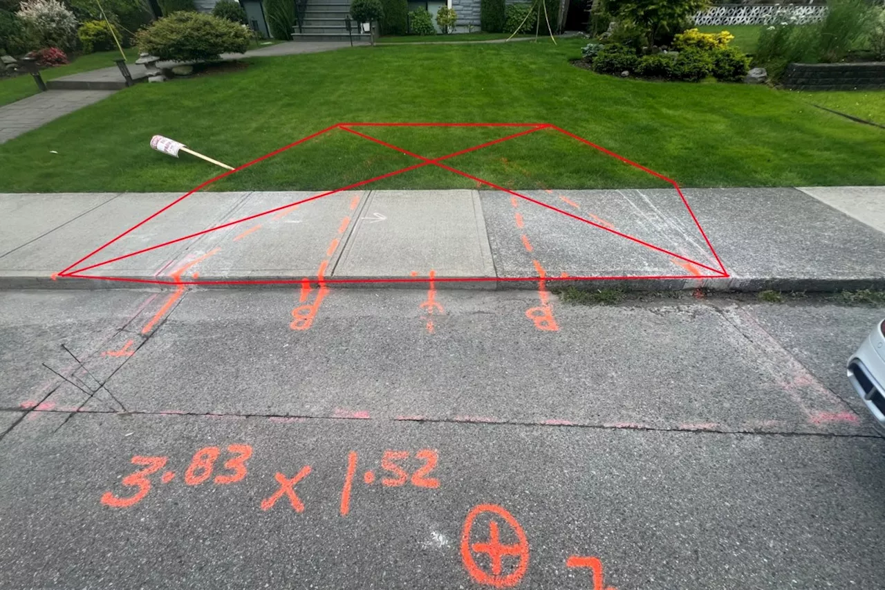 'It looks like a huge bus stop': Burnaby resident stresses over surprise sidewalk on lawn