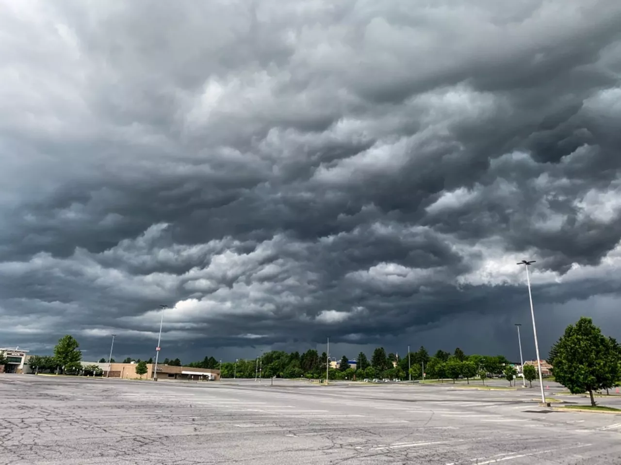 Severe weather could produce tornadoes, flooding today in Northeast Ohio, NWS says