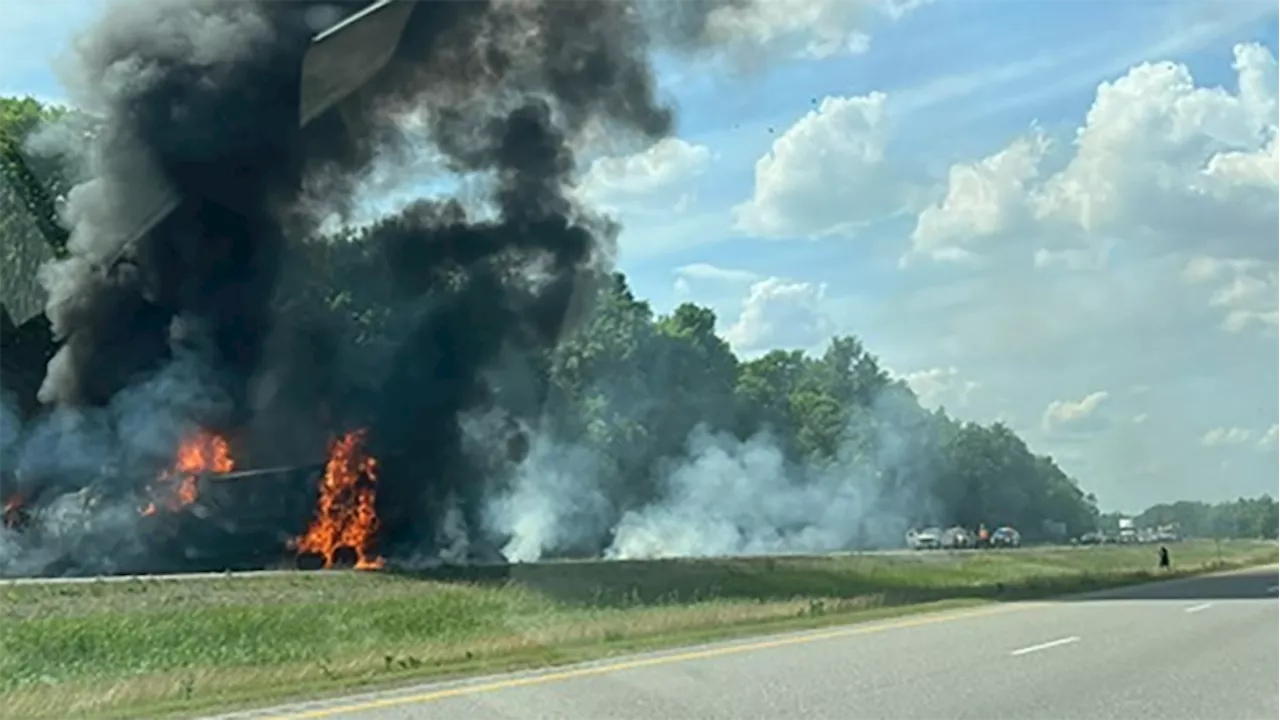 1 airlifted to hospital after fiery truck crash on Hwy. 416 in Ottawa