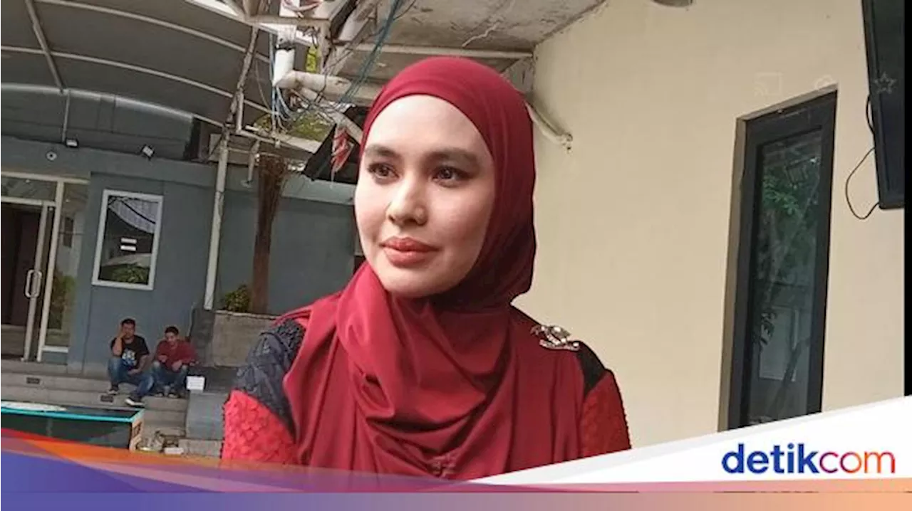 Kartika Putri Ajarkan Adik Habib Usman bin Yahya Bisnis di Yaman