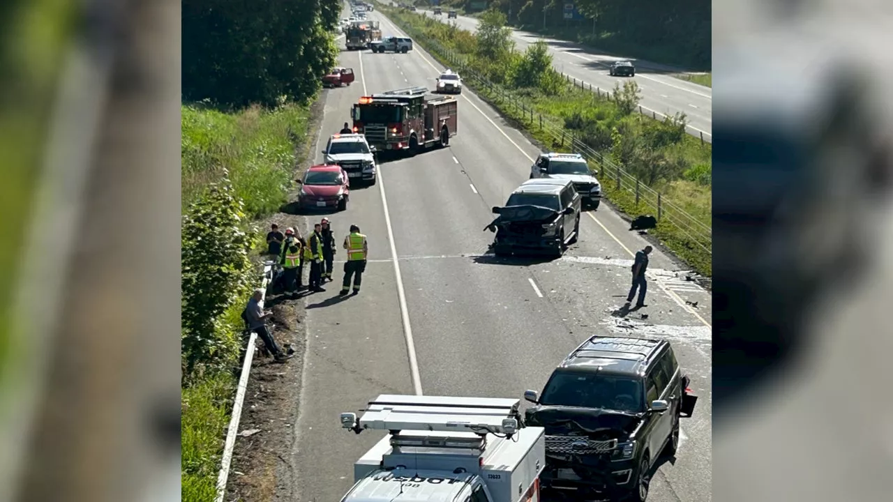 Troopers investigate multi-car crash on SR-410 in Sumner