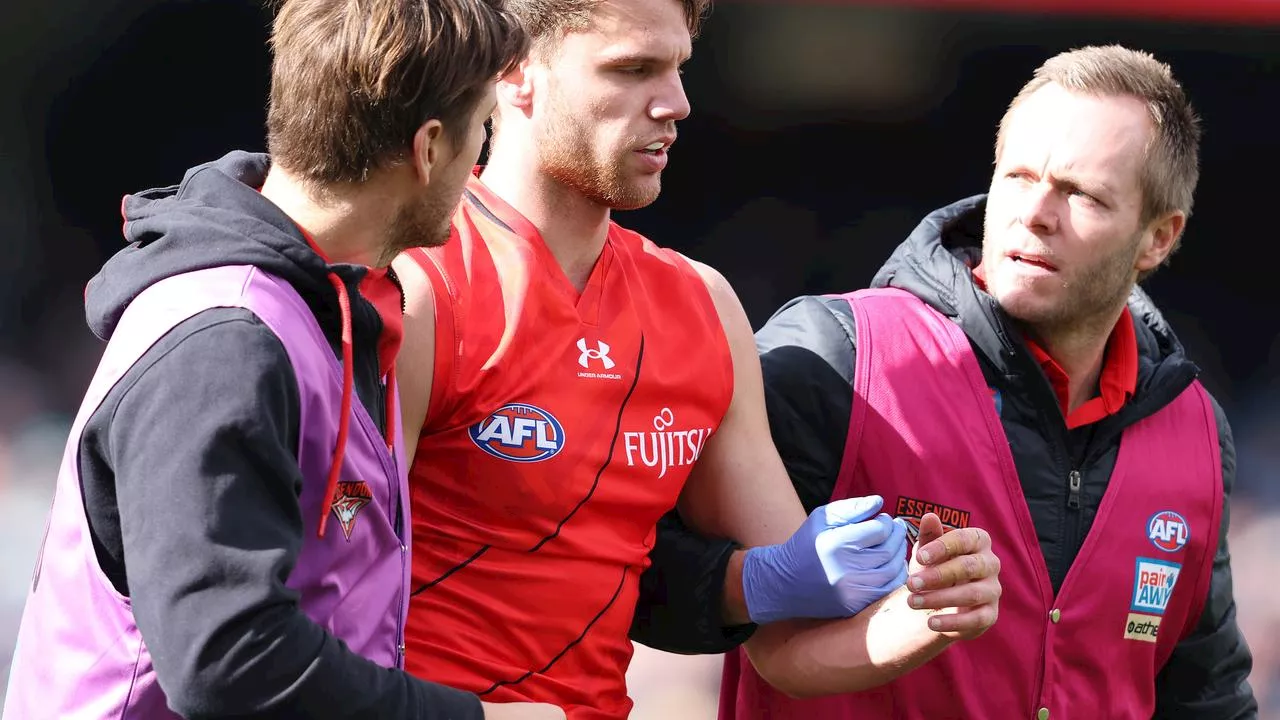 ‘Is that fair?’: Questions over AFL concussion policy as fresh details emerge