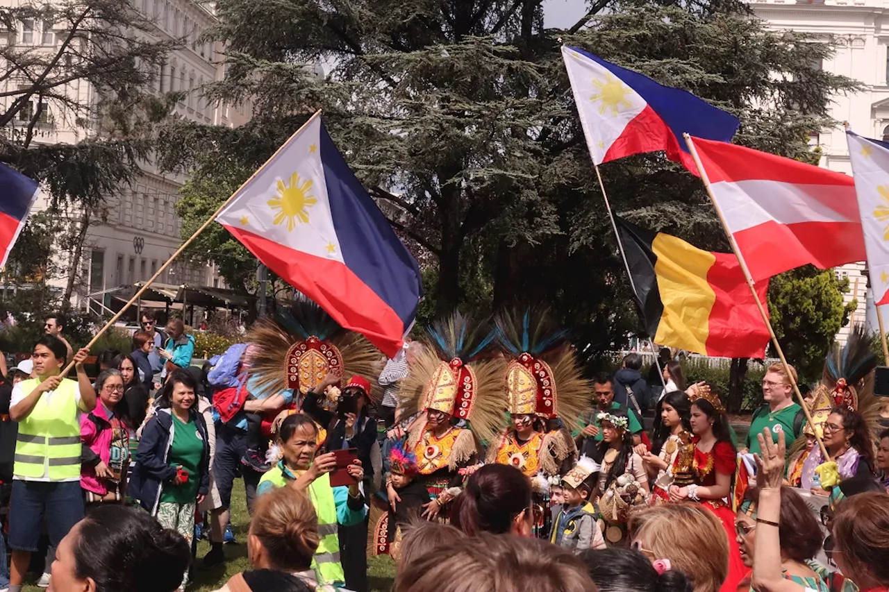 Despite downpour, Pinoy cultural parade, high-level talks make splash in Vienna