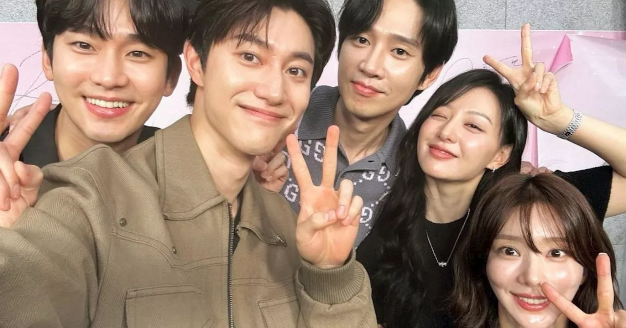 Kim Soo Hyun shares cute selfie with 'Queen of Tears' main cast