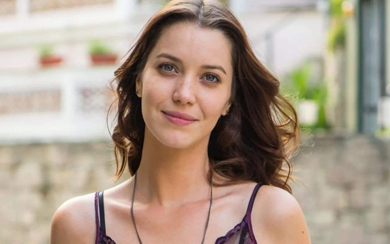 Nathalia Dill dá susto em fãs ao aparecer ensanguentada em foto