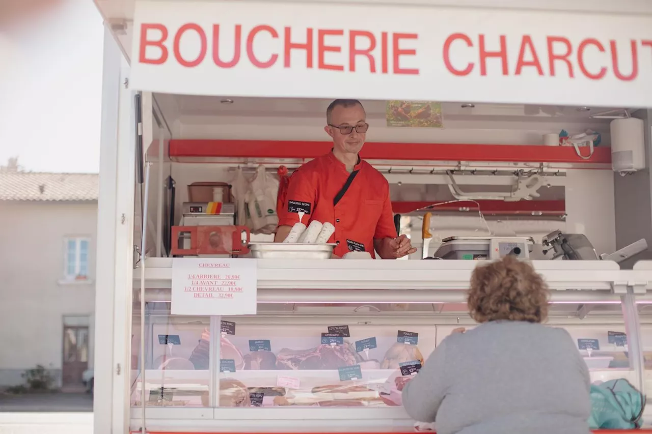 « Tant que je peux vivre ici, je reste » : vieillir à la campagne, une histoire de solidarités