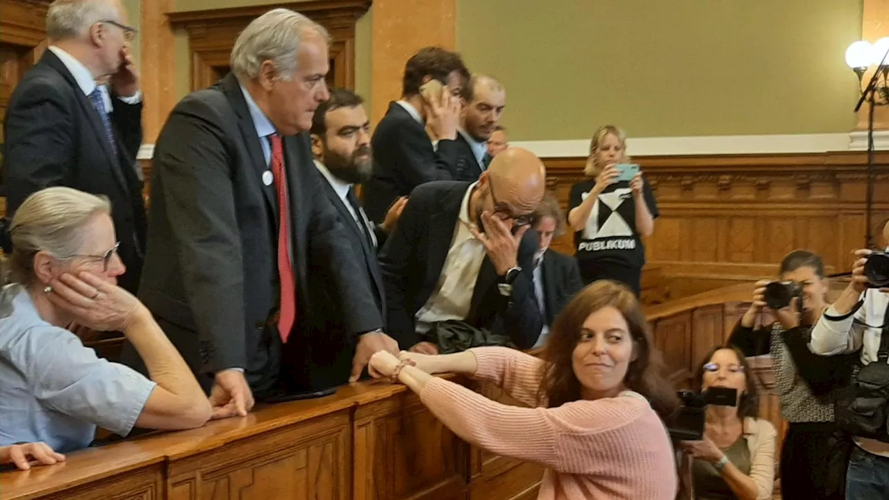 Ilaria Salis scrive alla premier Meloni: “Trasferitemi all’ambasciata italiana di Budapest”