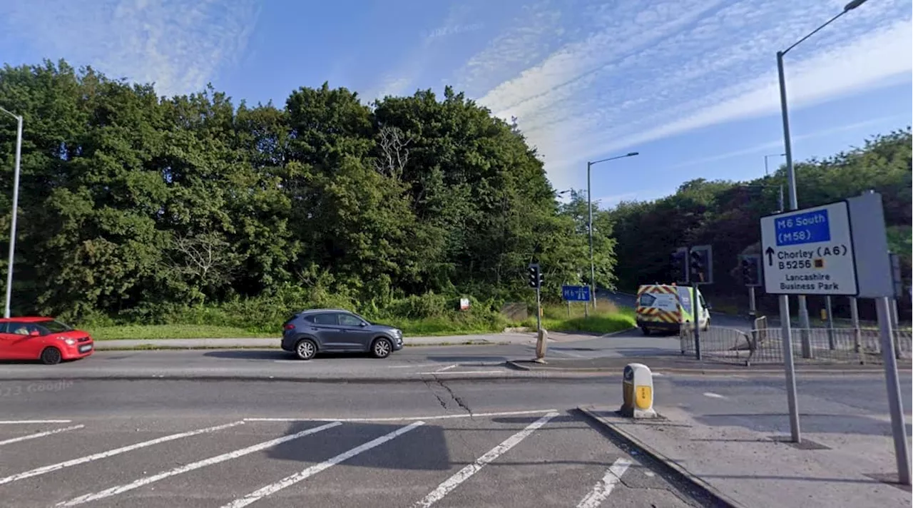 M6 northbound closed at Leyland due to fuel spillage on motorway