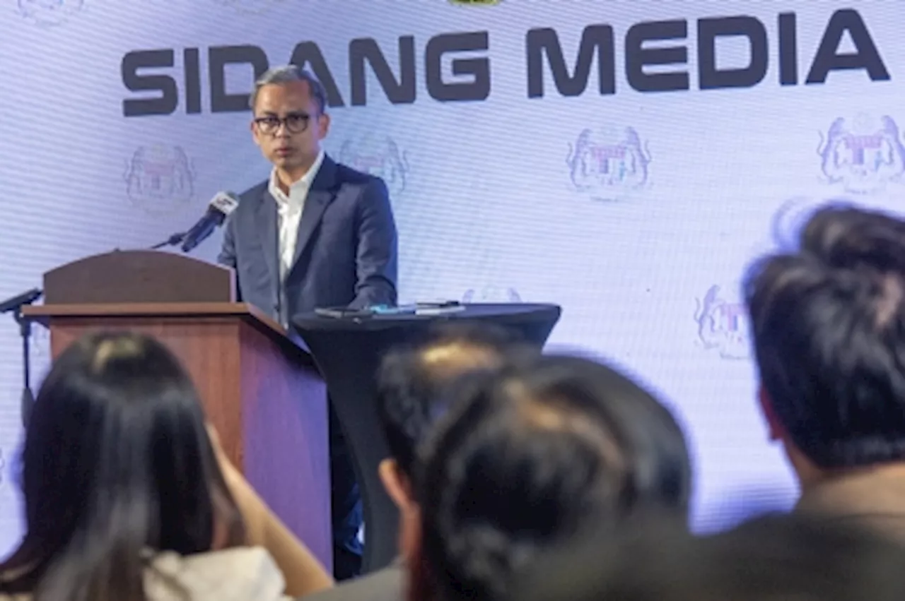 Fahmi: Amendments for ‘parallel pathway’ medical degrees in next Parliament meet