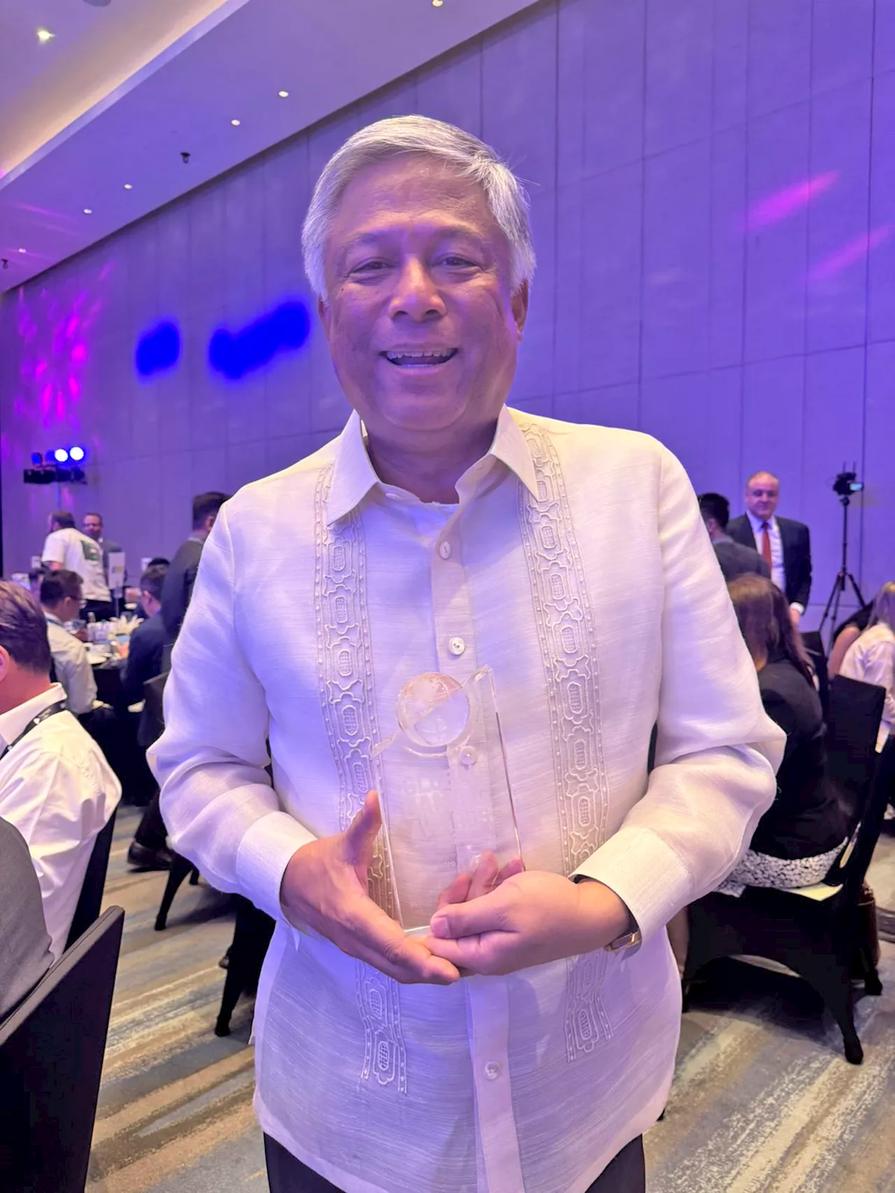 Tengco named ‘executive of the year’ at gaming awards