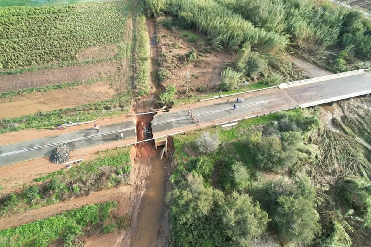  17 people rescued, multiple families evacuated after damaging floods swamp Western Cape