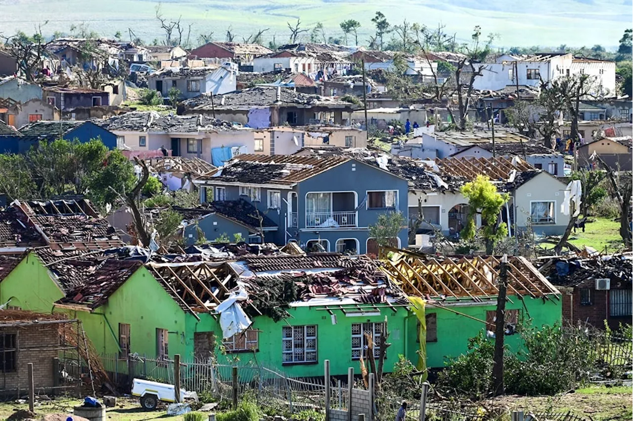 Deadly storms ravage EC, KZN displacing 2 500 and killing 21