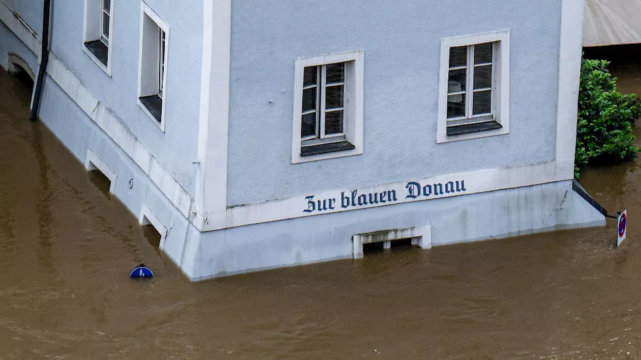 Hochwasser in Süddeutschland: Pegelstände sinken, aber die Lage bleibt kritisch