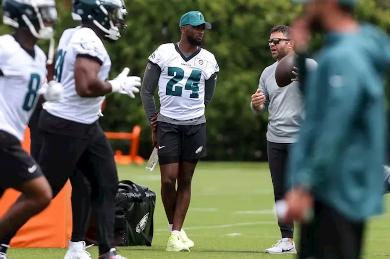 Eagles practice observations: Reed Blankenship intercepts; Cooper DeJean nearly gets pick; Devin White blitzes