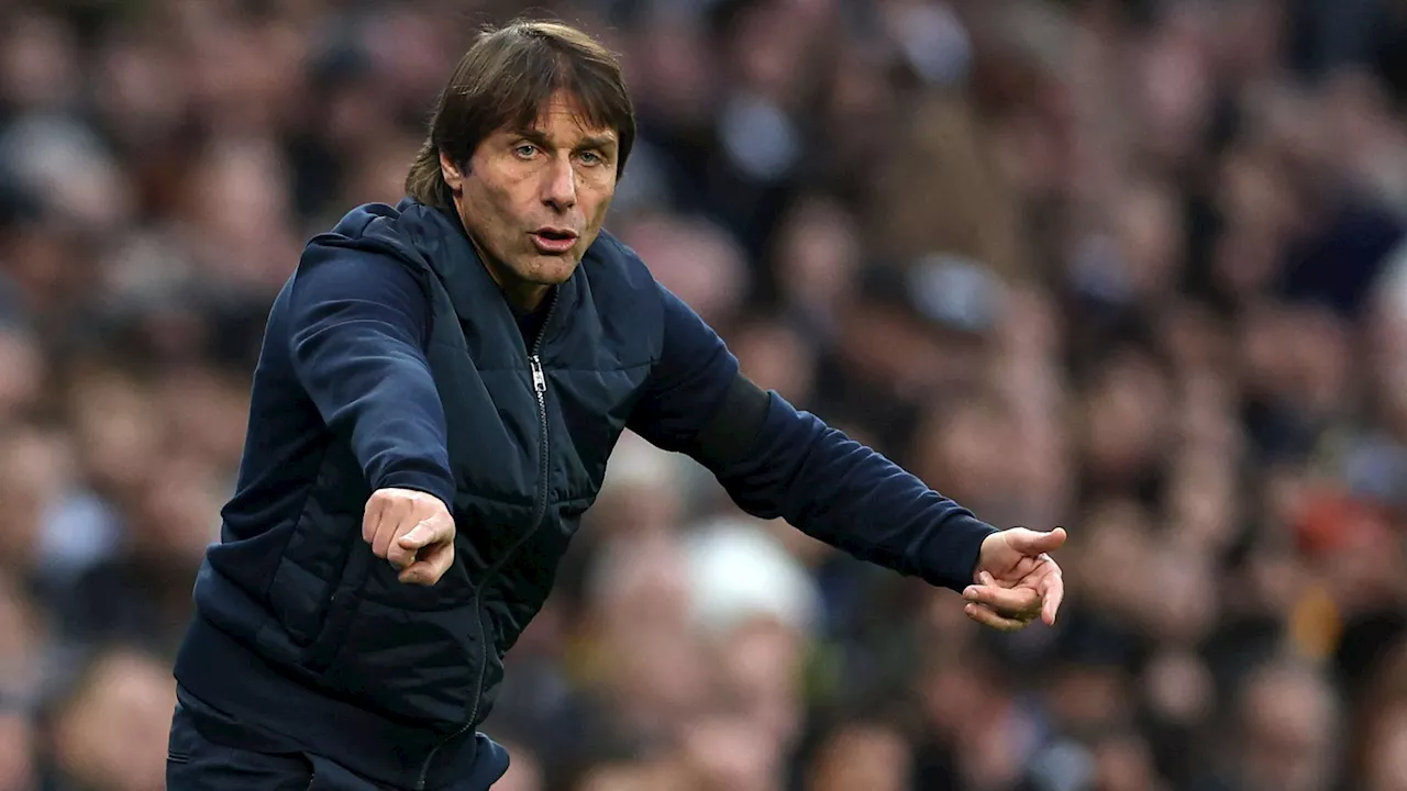 Antonio Conte est le nouvel entraîneur de Naples, le cinquième en douze mois pour le club