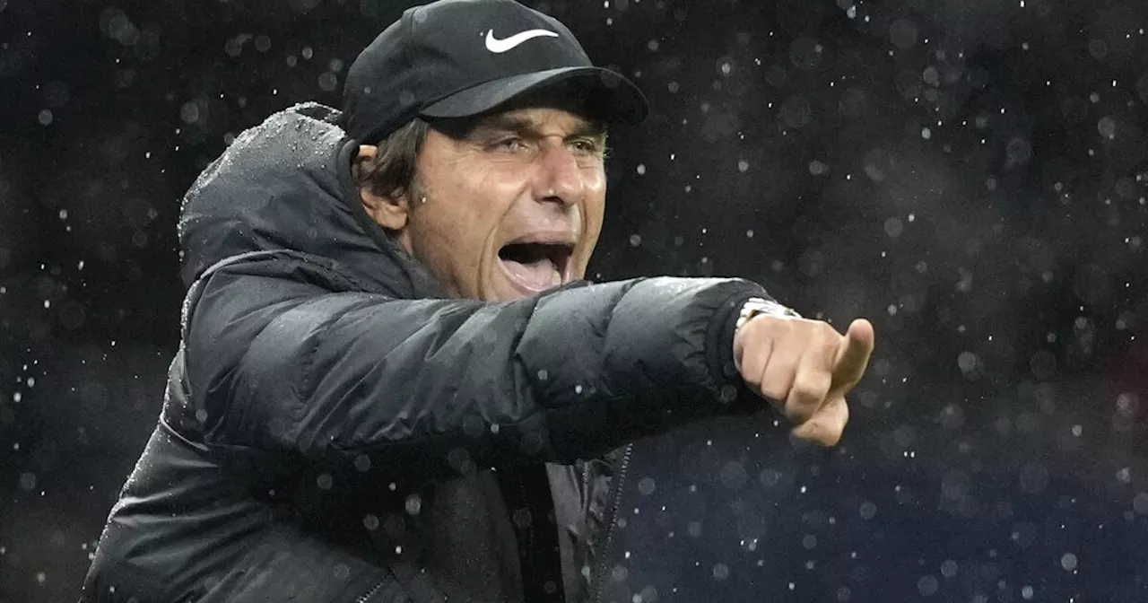 Antonio Conte dirigirá a Napoli, su 5to técnico en un año