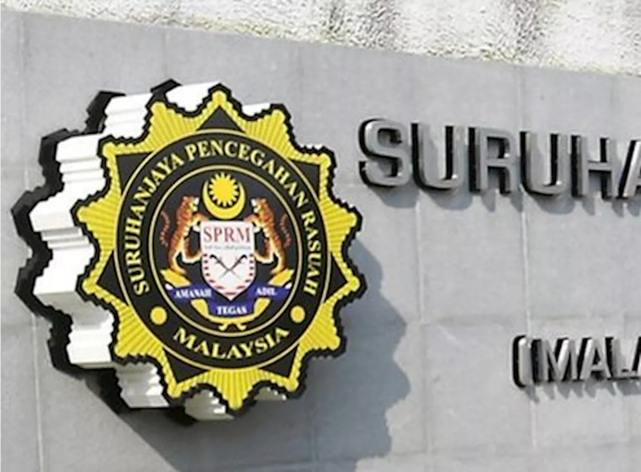 Two held for questioning over Port Klang smuggling ring, says MACC