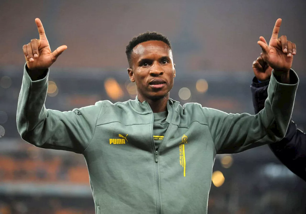 Themba Zwane set for two more years at Sundowns