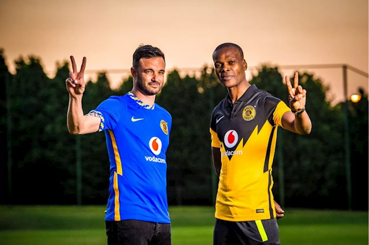 Former Kaizer Chiefs player urges the club not to retain their coach