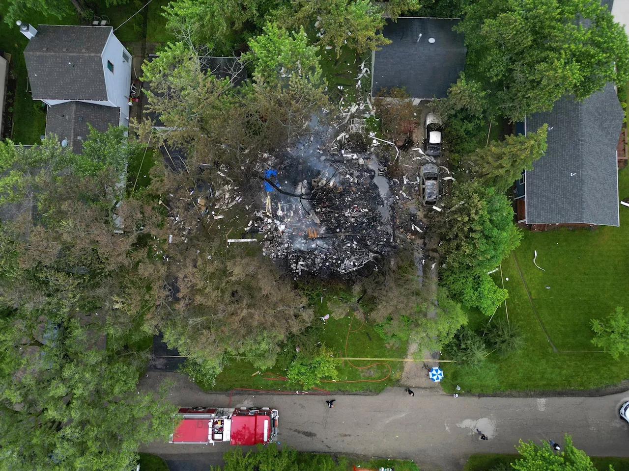 One dead after Lake Zurich house explosion in north Chicago suburb