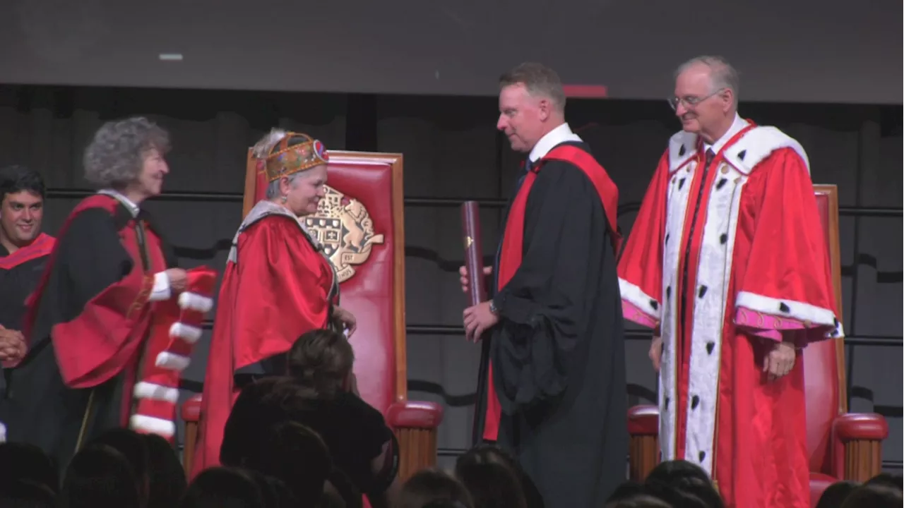 Ottawa Senators legend Daniel Alfredsson awarded honorary doctorate by University of Ottawa