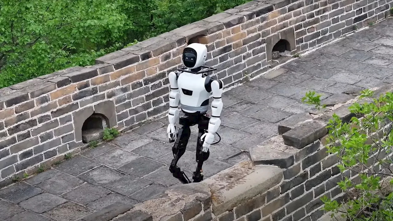 Humanoid tourist: Watch AI-powered robot climb the Great Wall of China