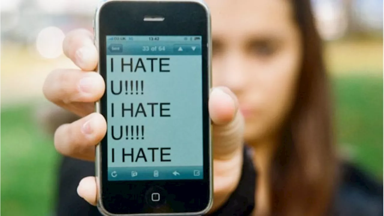 Moms dan Buah Hati Harus Tahu, Ini Tips Menghindari Cyberbullying