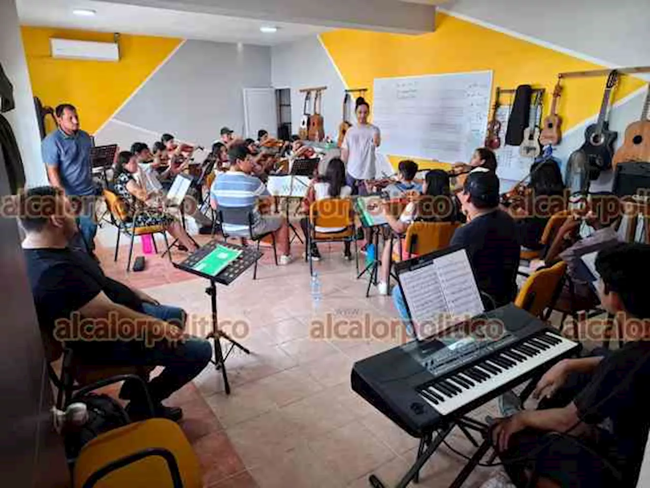 Perfeccionan talentos de integrantes de la Orquesta Infantil de Álamo