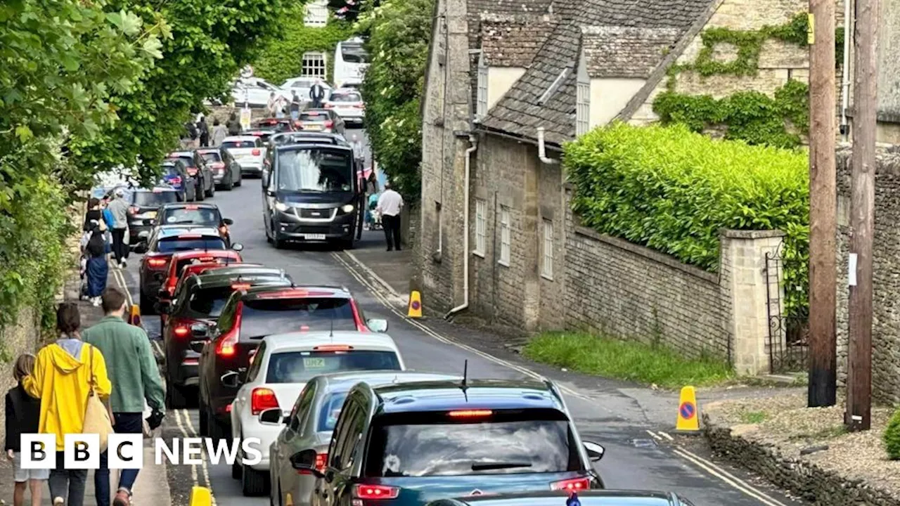 'Rude' tourists 'swore at locals and cause gridlock' in Cotswolds