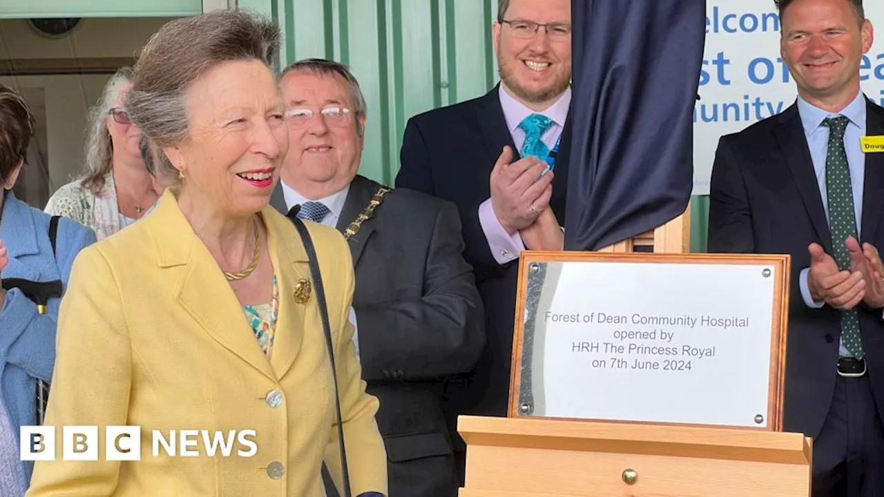 Princess Anne visits new Forest of Dean hospital