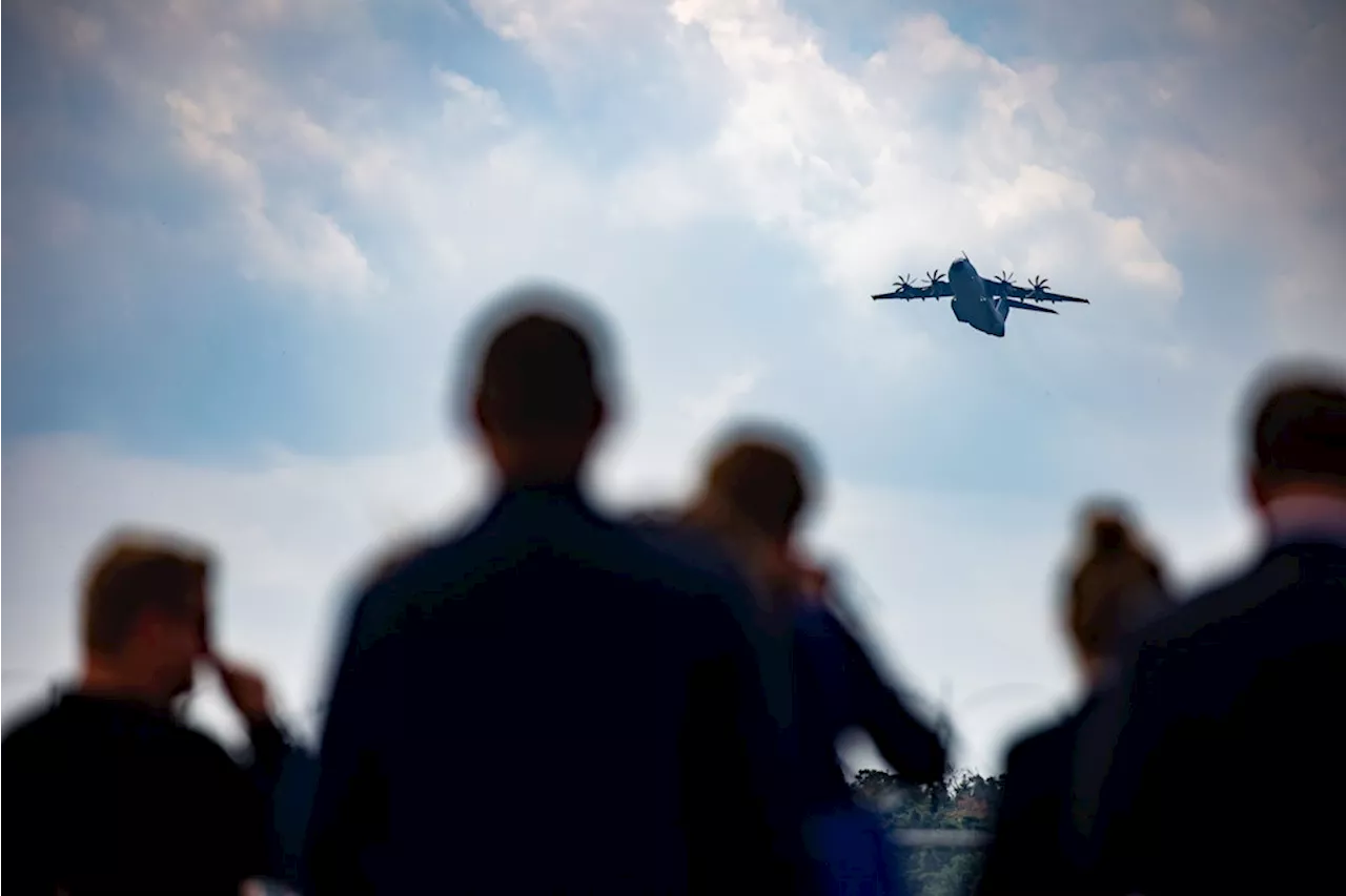 Luftfahrtmesse ILA: Der tödlichste Kampfjet der Welt über dem Himmel von Berlin