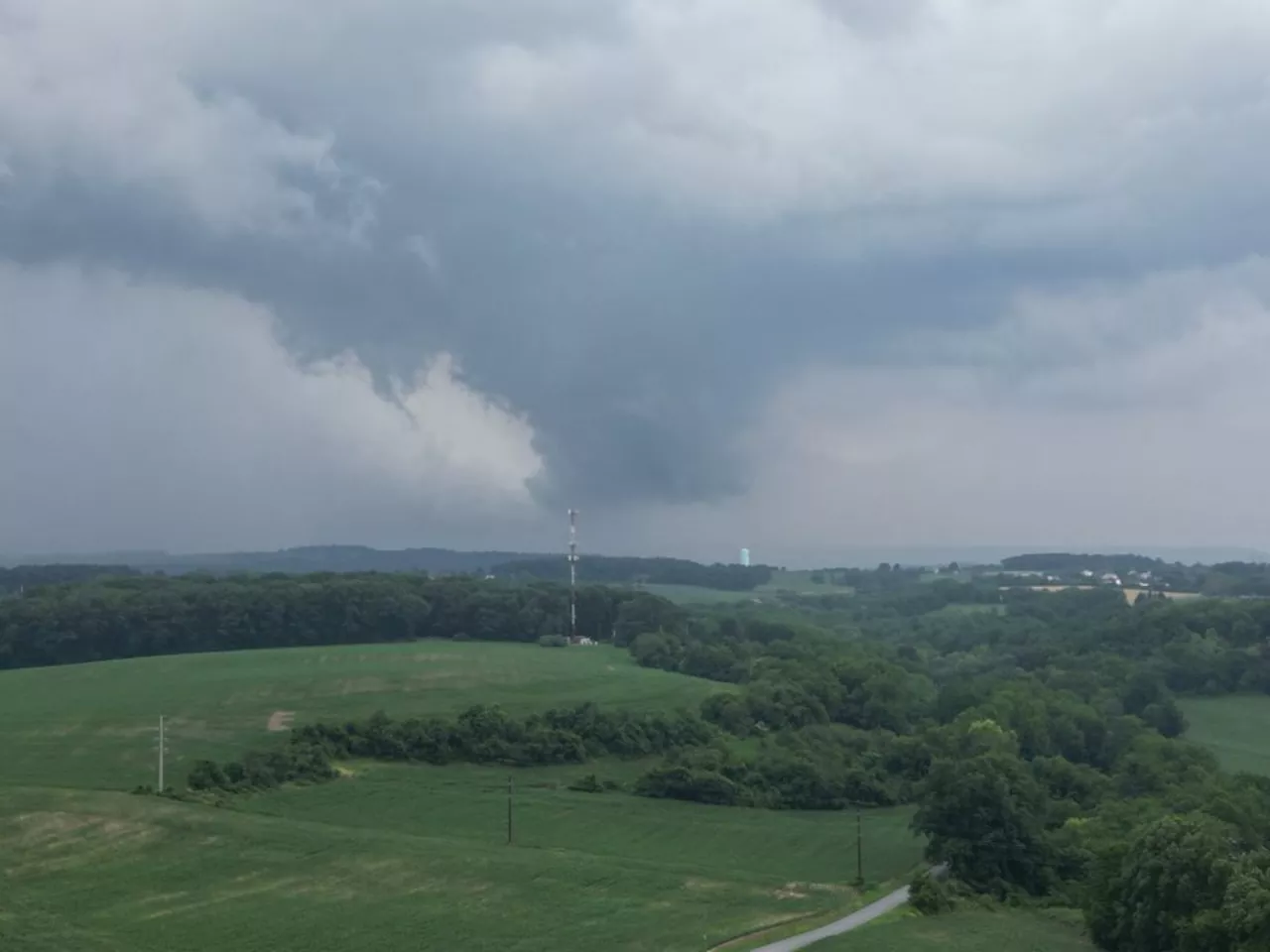 Strong tornado in eastern Ohio among 4 confirmed in state