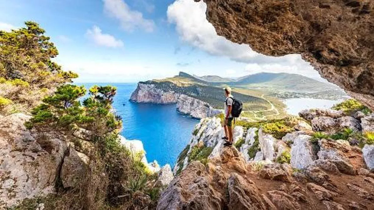 Sardegna, non solo spiagge e mare: dalle dune di Piscinas al museo con Tapinu 'e mortu