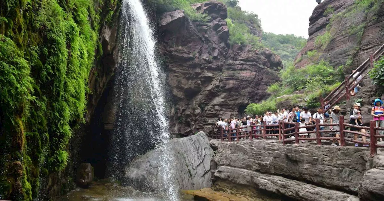 Chine : soupçons autour de l’authenticité de “la plus grande cascade d’Asie”