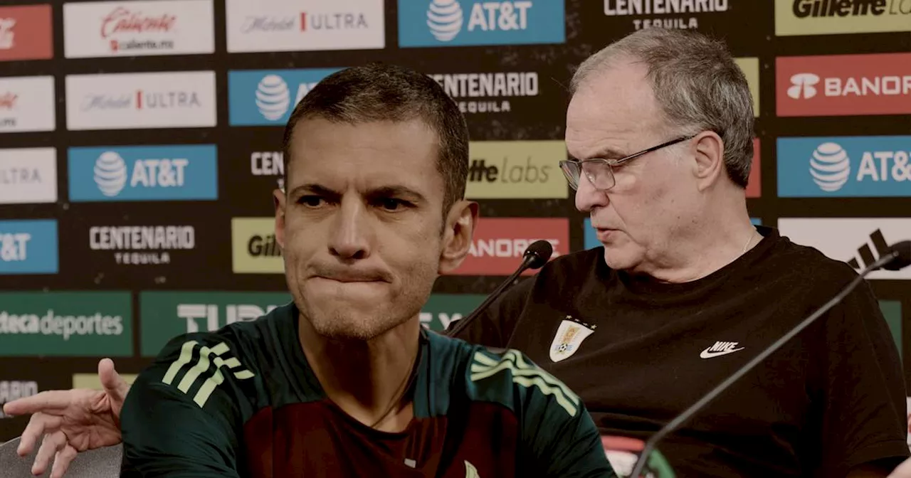 Bielsa se disculpó con Lozano por crítica a la alineación alternativa del Tri vs Uruguay: ‘Fue un gran detalle’