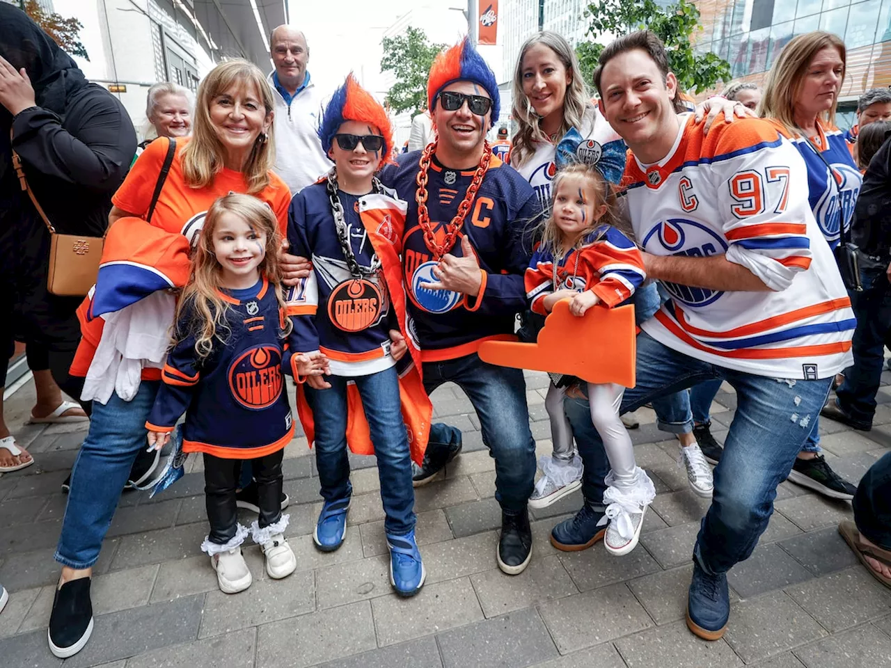 Oilers tickets for Stanley Cup final against Florida sold out in minutes