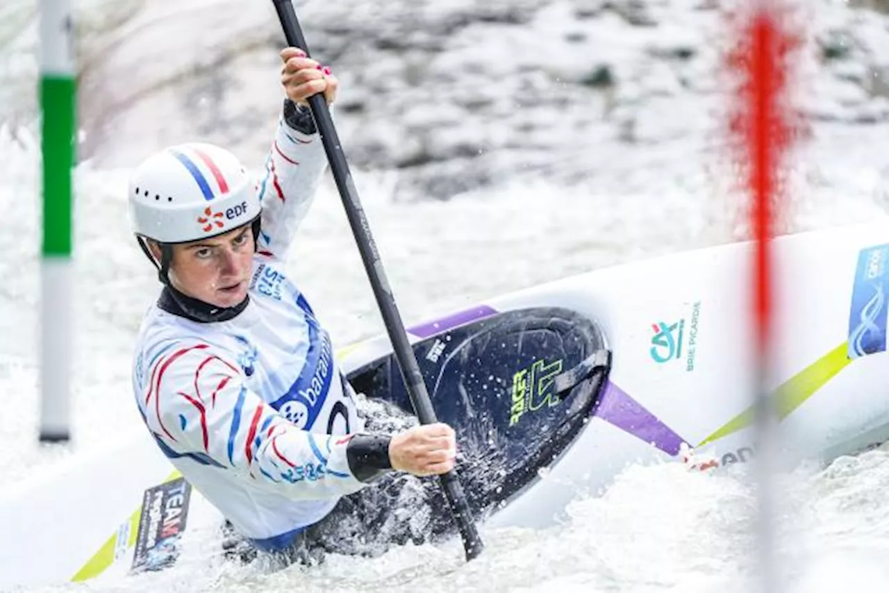 De l'or pour Emma Vuitton sur la Coupe du monde de kayak slalom à Prague