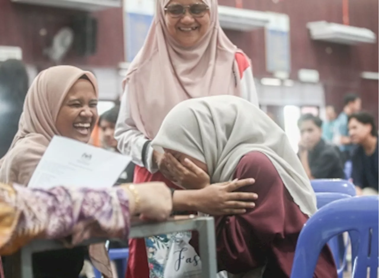 Johor to sponsor outstanding SPM students to further studies abroad