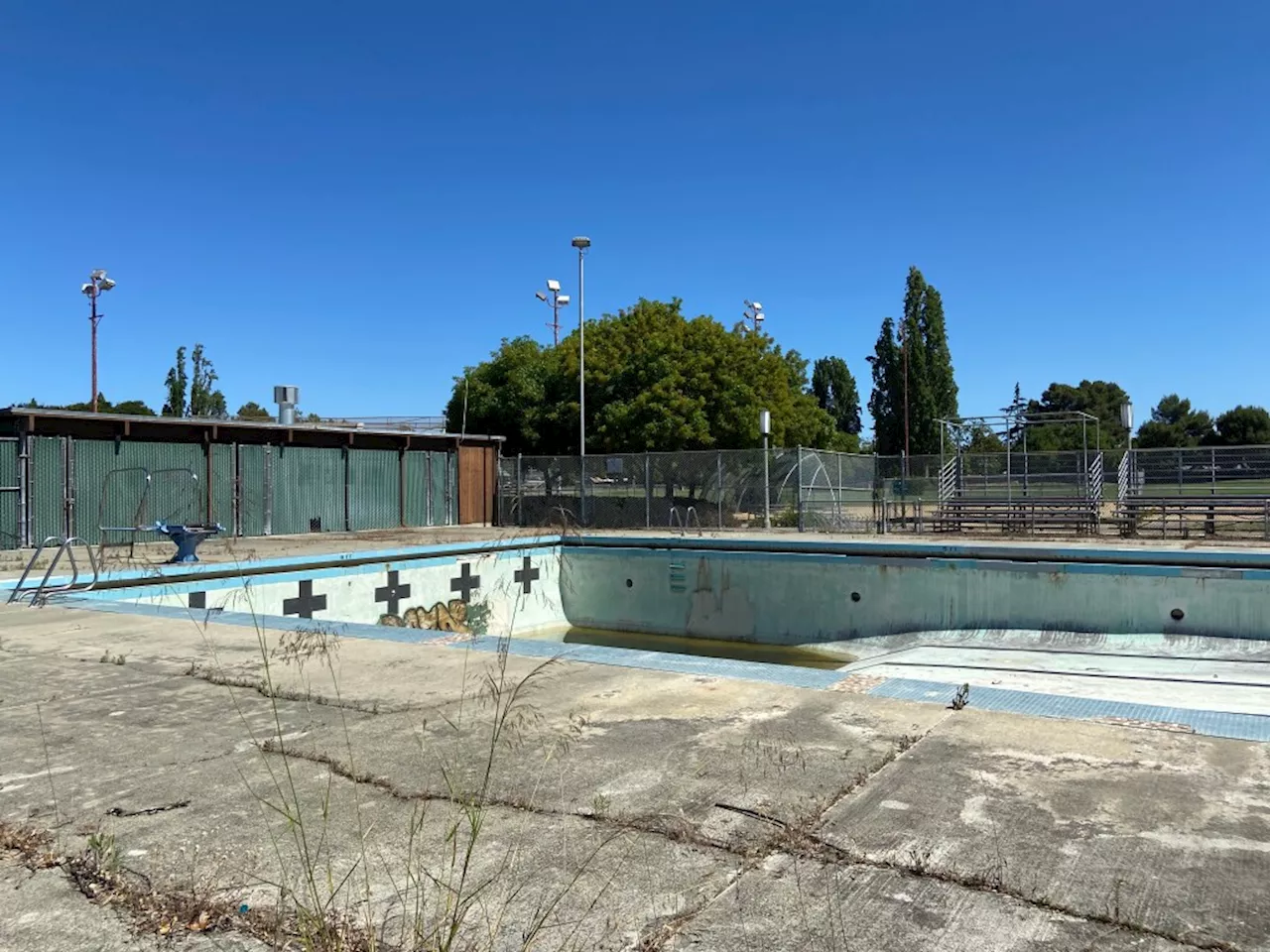 New library comes to North Sunnyvale, replaces old community pool