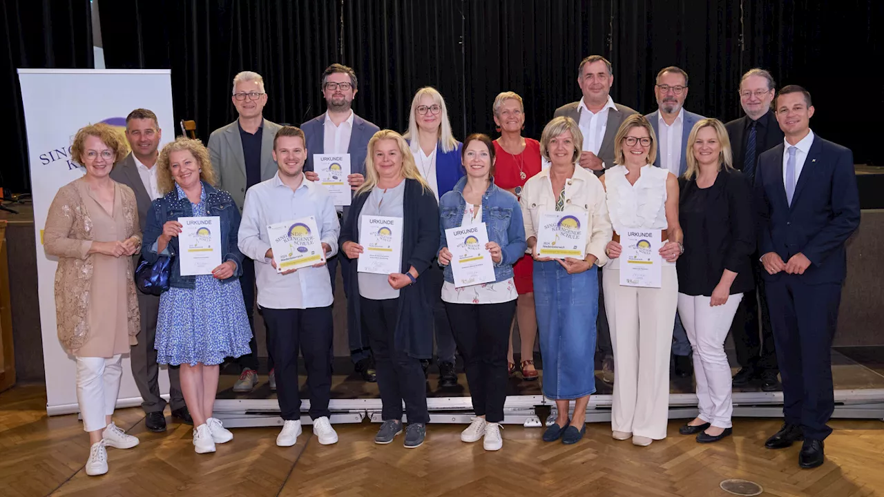 Zehn Schulen, die „singen und klingen“ im Bezirk