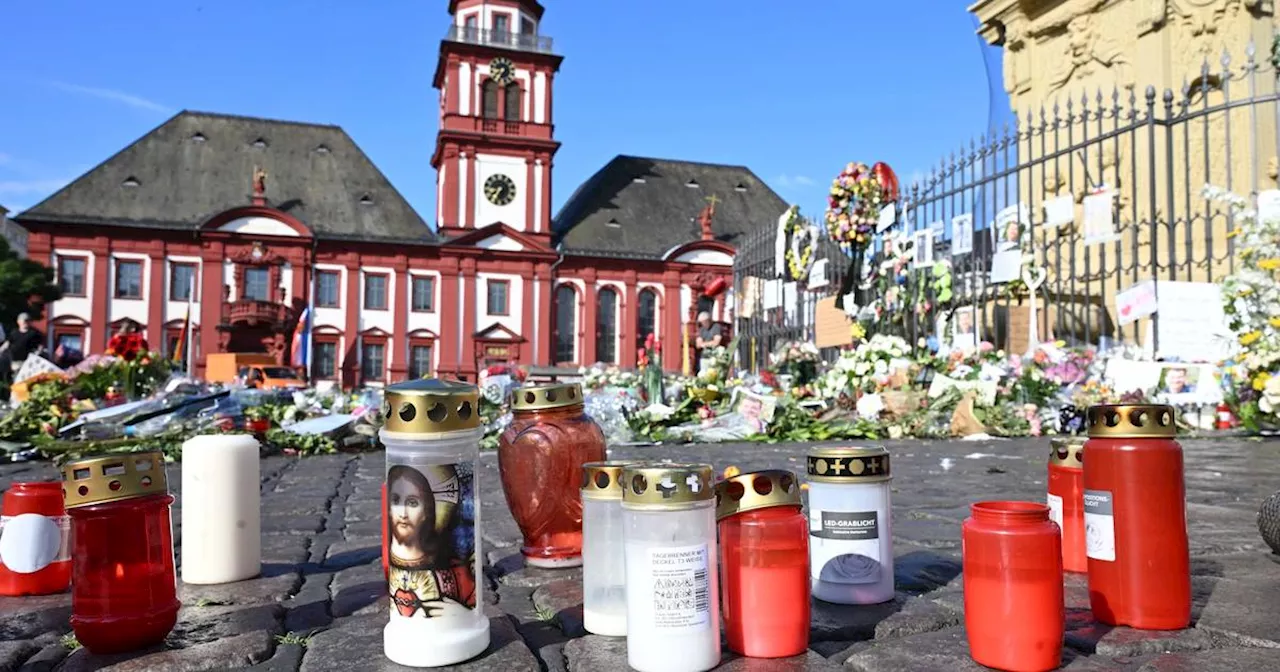 Messerattacke in Mannheim: Gedenken eine Woche nach Tod von Polizisten